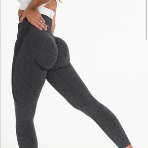 —NVGTN— grey speckled seamless contour leggings